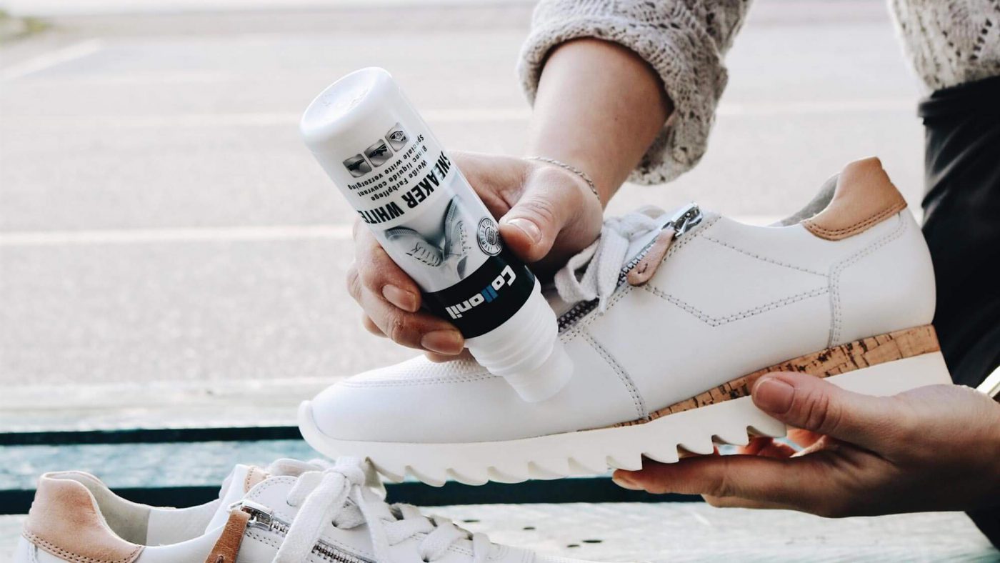 Witte sneakers schoonmaken verzorgen shoeshiners sneaker cleaning